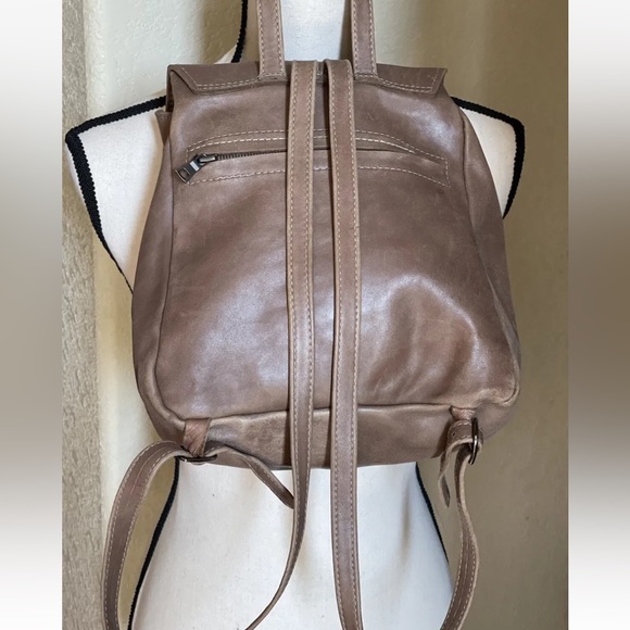 Dragana Leather Backpack - Picture 2 of 6